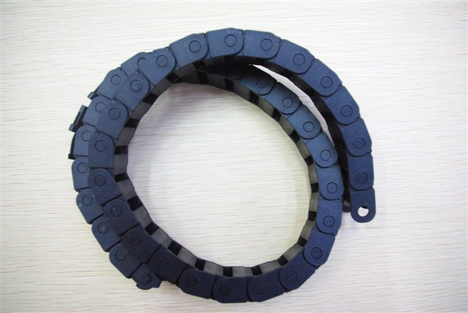 Glass fiber reinforced 15% modified PA66 for chain processing with stable mechanical properties